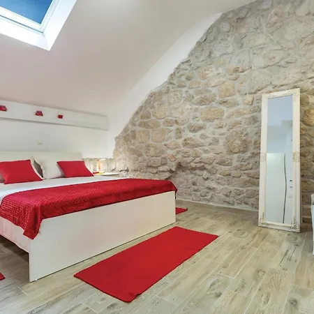 Awesome In With Jacuzzi Ferienhaus *