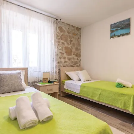 Awesome In With Jacuzzi Ferienhaus Ploce (Dubrovnik-Neretva)