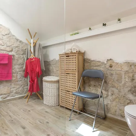 Ferienhaus Awesome In With Jacuzzi *