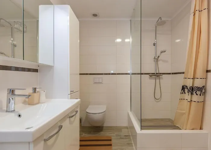 Awesome In With Jacuzzi Holiday home Ploce (Dubrovnik-Neretva)