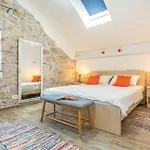 Amazing Home In Ploce With Wifi * 플로체