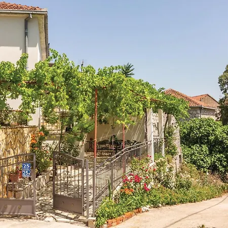 Awesome In With Jacuzzi * Ploce (Dubrovnik-Neretva)