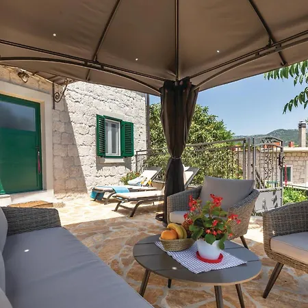 Holiday home Beautiful Home In Ploce With Wifi *